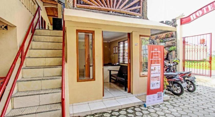 Oyo 91353 Hotel Surya Andesa Klaten エクステリア 写真